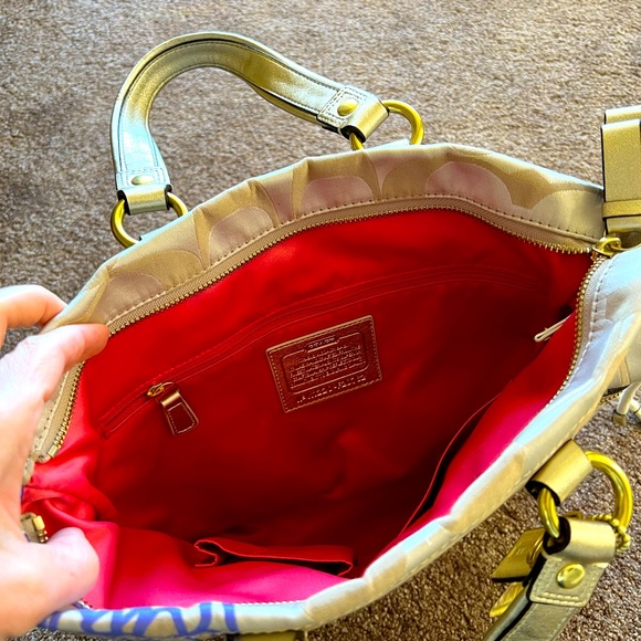 COACH multicolor medium to large size bag - Picture 2 of 5